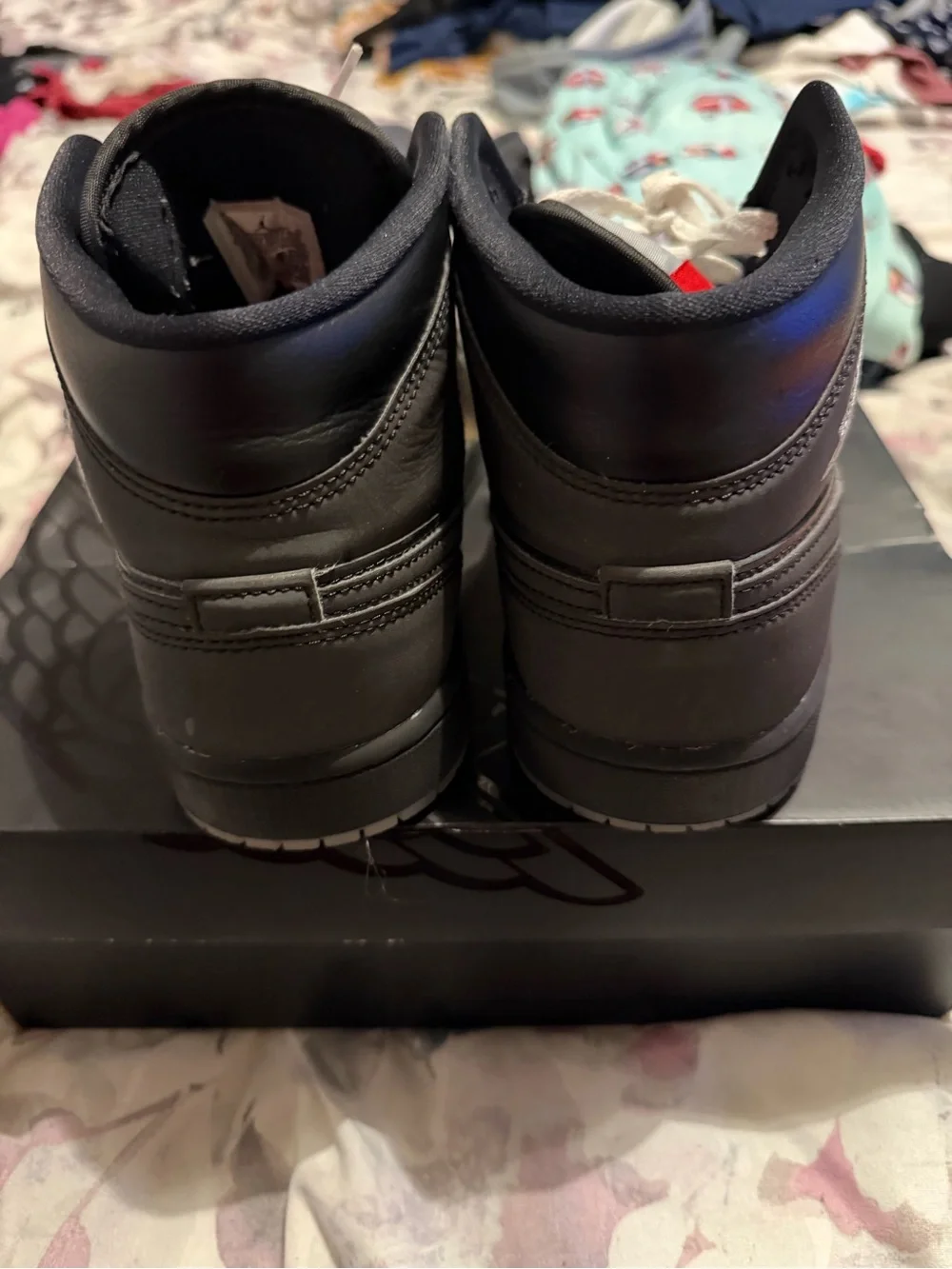 Mens Air Jordan 1 MID SE black
